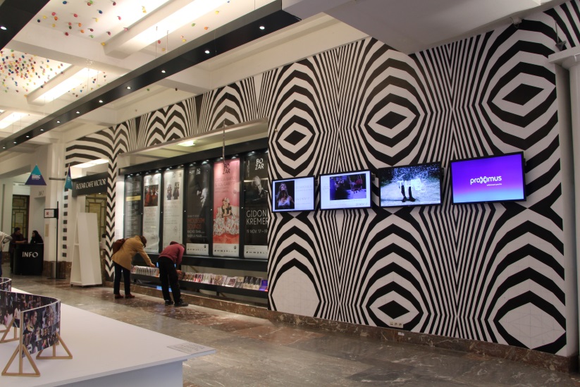 Digital Signage Showcase & Hospital