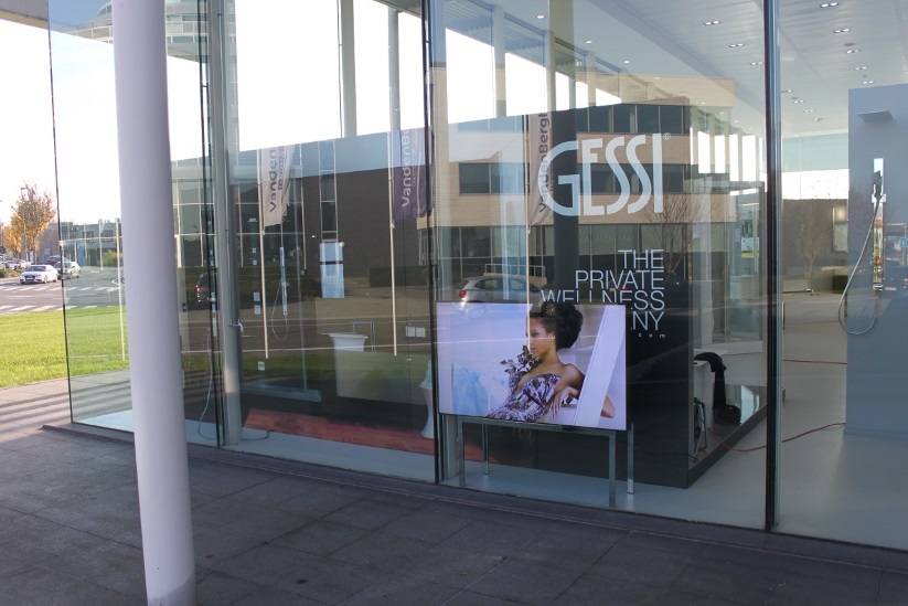 Digital Signage Showcase & Hospital